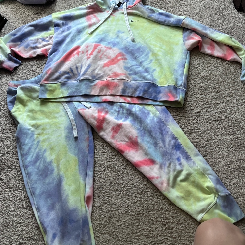 Colorful Tie-Dye Hoodie and Sweatpants Set